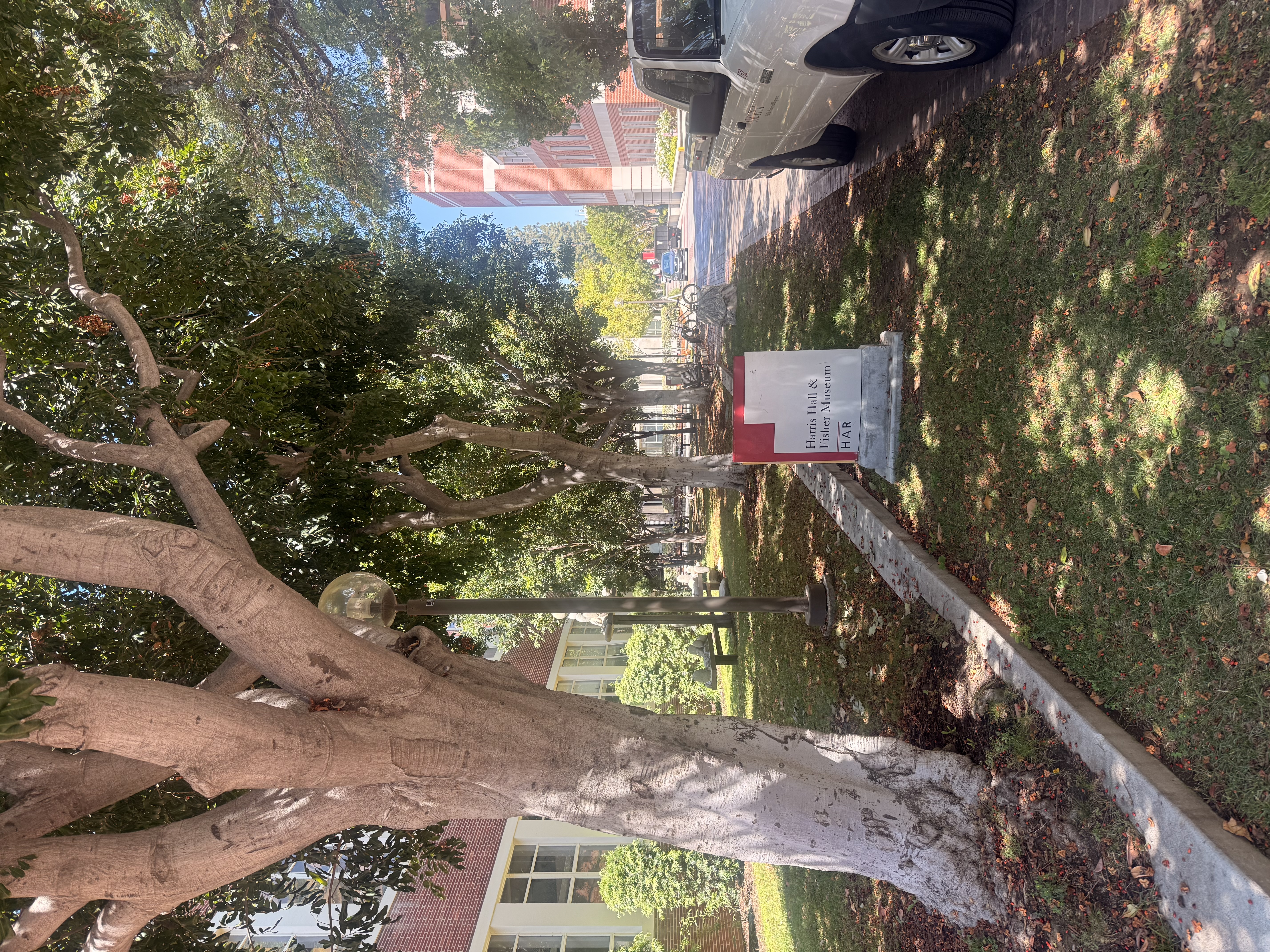 Harris Hall sign on USC campus